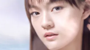 文淇梦幻流光妆新代言图片