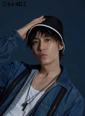 陈楚河牛仔外套酷感写真图片_8