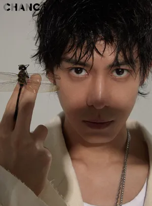 陈楚河牛仔外套酷感写真图片_11