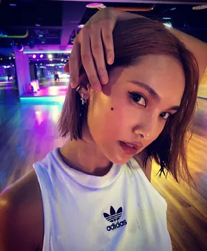 杨丞琳健身小露蛮腰性感完美身材美照图片_4