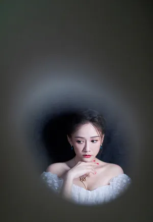 陈乔恩露肩婚纱性感写真图片_5