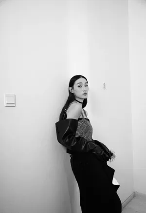 张馨比前卫个性写真图片_3