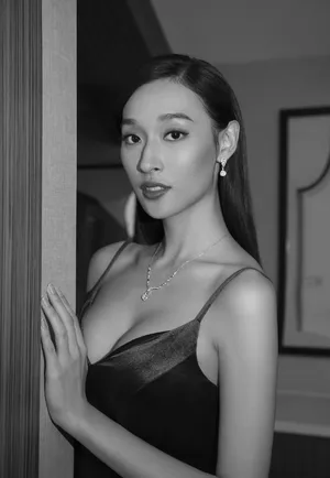 张馨比性感活动照图片_2