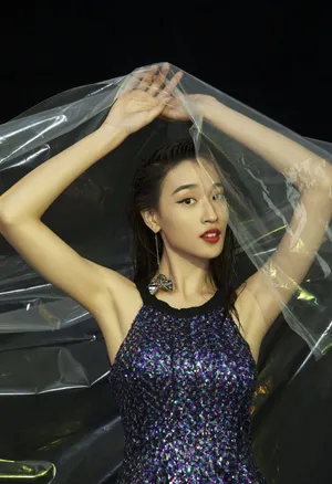 张馨比魅惑性感写真图片第1张