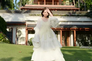 陈乔恩白色纱裙甜美写真图片第1张