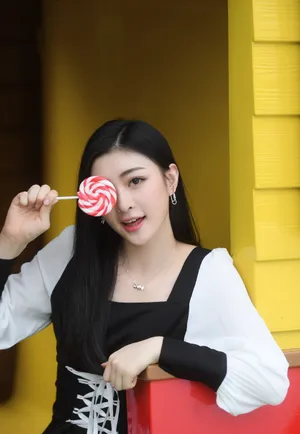 王承渲甜美性感图片_5