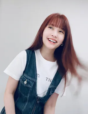 杨丞琳甜嫩元气私服照图片