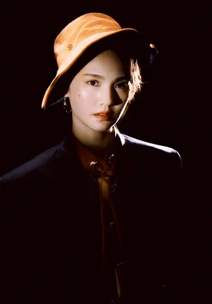 杨丞琳酷美养眼光影写真图片_6