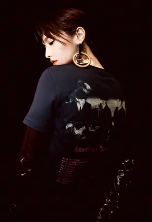 杨丞琳酷美养眼光影写真图片_12