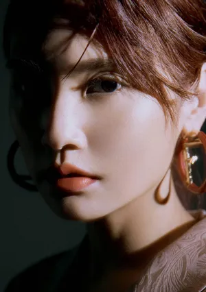 杨丞琳酷美养眼光影写真图片_15