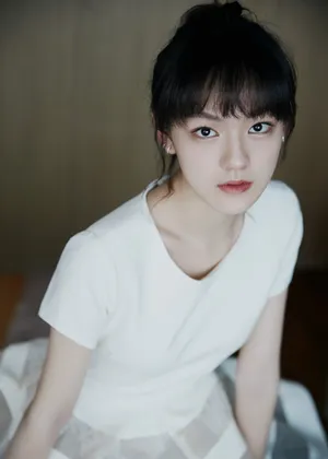 演员文淇丸子头文艺清新写真_2