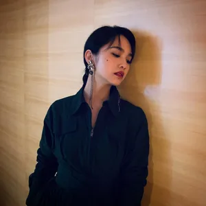 杨丞琳端庄优雅写真图片_3