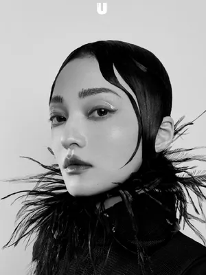 张韶涵黑白质感写真图片_7