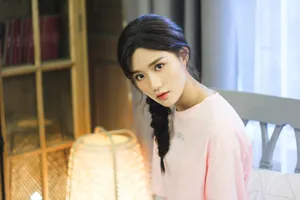 陈意涵清秀俏皮居家写真图片_3