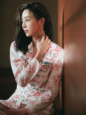 张钧甯魅惑光影性感写真图片