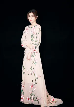 任容萱性感时尚写真图片