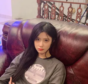 陈意涵可爱俏皮居家私服图片_1