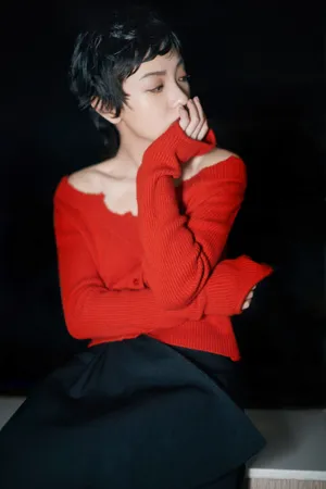 郭采洁深V长腿性感图片_7