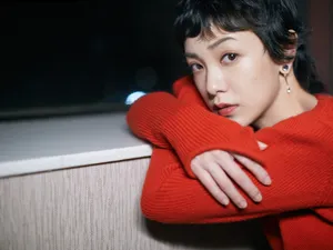 郭采洁深V长腿性感图片_8