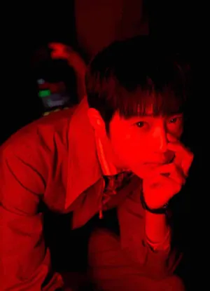 赖冠霖优雅俏皮精致写真图片_7