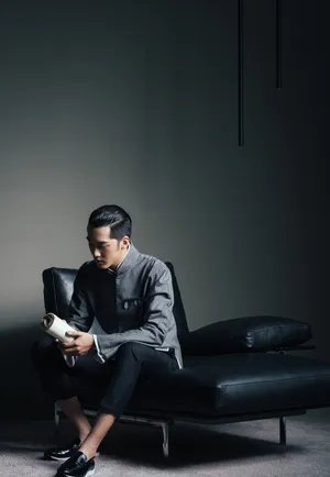 廖彦龙时尚帅气写真图片_2