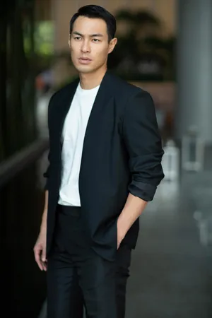 杨佑宁休闲帅气写真图片_5
