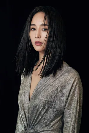 张钧甯深v礼服性感写真图片_3