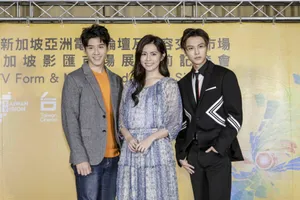 邱胜翊黑色套装帅气图片