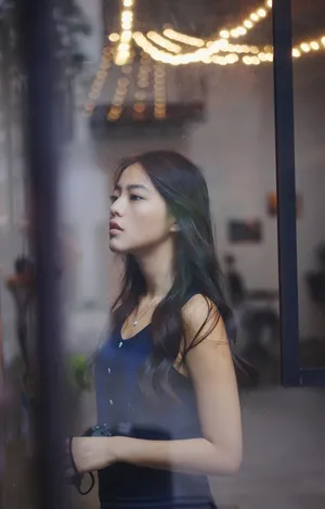 薇薇安成熟妩媚写真图片_4