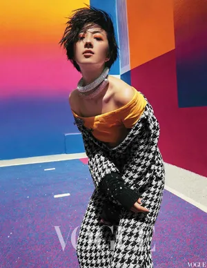 桂纶镁冷艳酷美写真图片_6