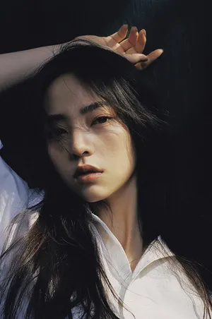 薇薇安性感撩人写真图片