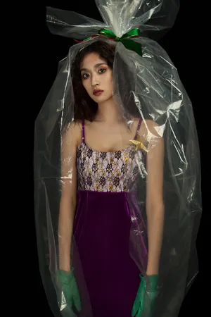 演员张馨比圣诞节唯美写真图片_4