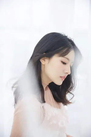 陈语安冬日性感迷人写真图片