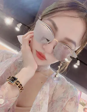 张韶涵夏日性感自拍照图片_4