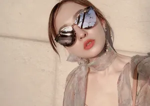 张韶涵夏日性感自拍照图片_7