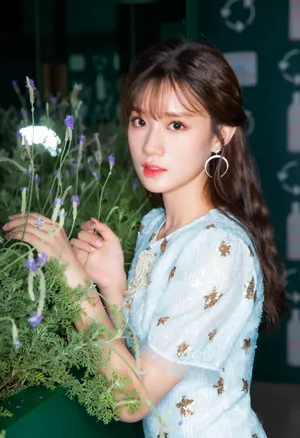 陈意涵清新甜美活动图片