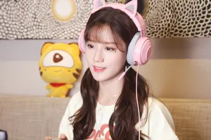 陈意涵电竞少女写真图片_2