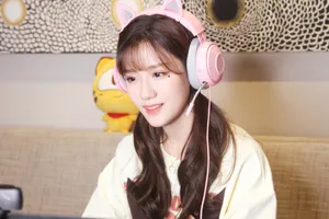 陈意涵电竞少女写真图片_5