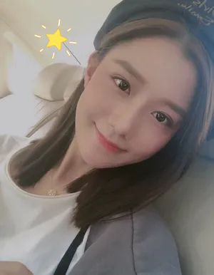 陈意涵清新甜美自拍图片_6
