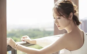 林心如白衫优雅写真图片_4