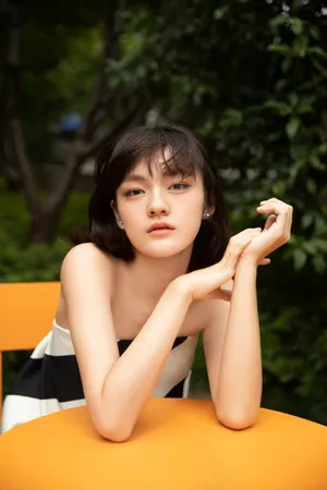 文淇GQ盛典甜美优雅写真