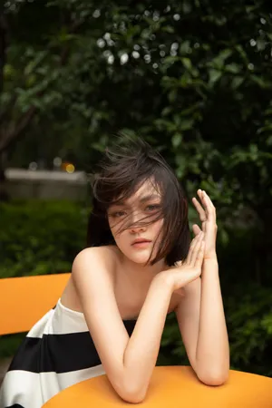 文淇GQ盛典甜美优雅写真