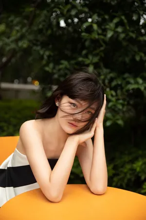 文淇GQ盛典甜美优雅写真_2