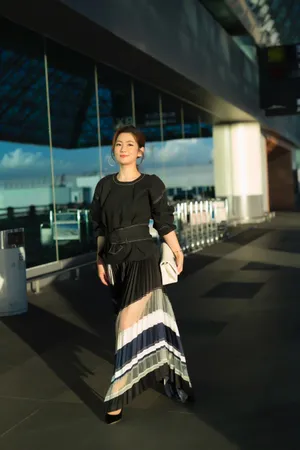 任家萱任容萱姐妹花时尚街拍图片_6