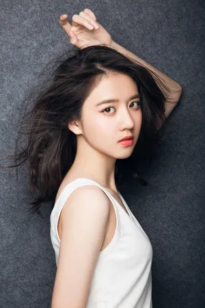 李凱馨简洁酷美写真图片