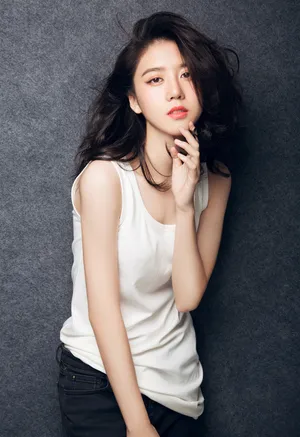 李凱馨简洁酷美写真图片_4