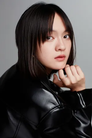 演员文淇机车风时尚炫酷写真图片_2