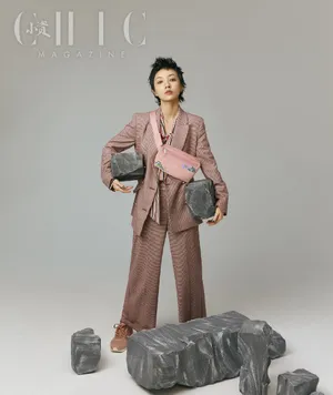 郭采洁粗黑眼线妆性感写真图片_4