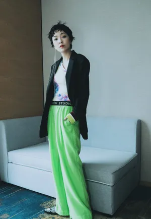 郭采洁2019成都超级草莓音乐节性感图片_4