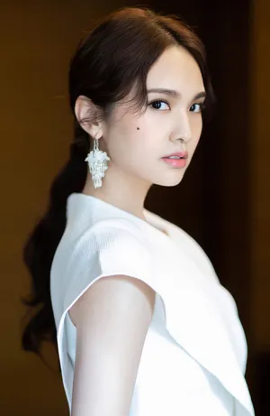 杨丞琳清新优雅写真图片_8